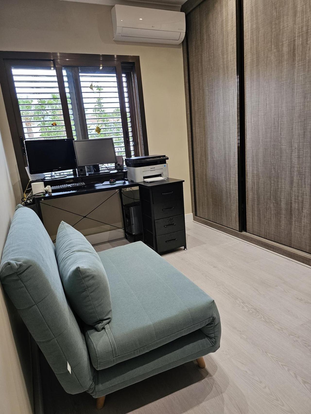 Luxury Villa - Pool, Hot Tub, Aircon, Tvs, Home Cinema, Office, Gbit Internet, Sports Equipment Калпе Екстериор снимка