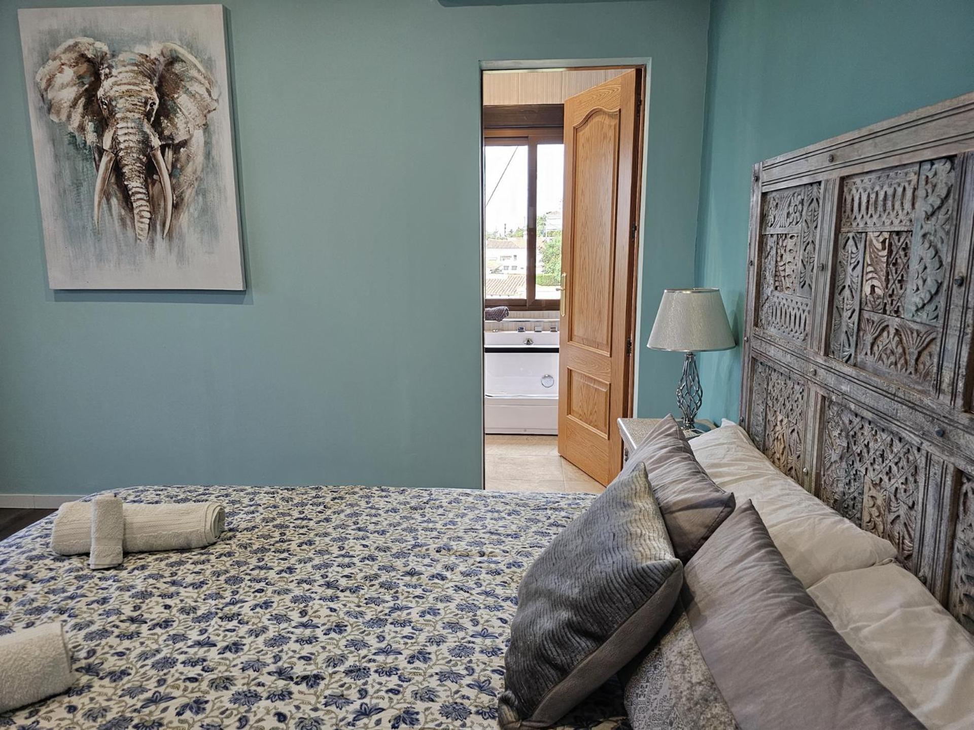 Luxury Villa - Pool, Hot Tub, Aircon, Tvs, Home Cinema, Office, Gbit Internet, Sports Equipment Калпе Екстериор снимка